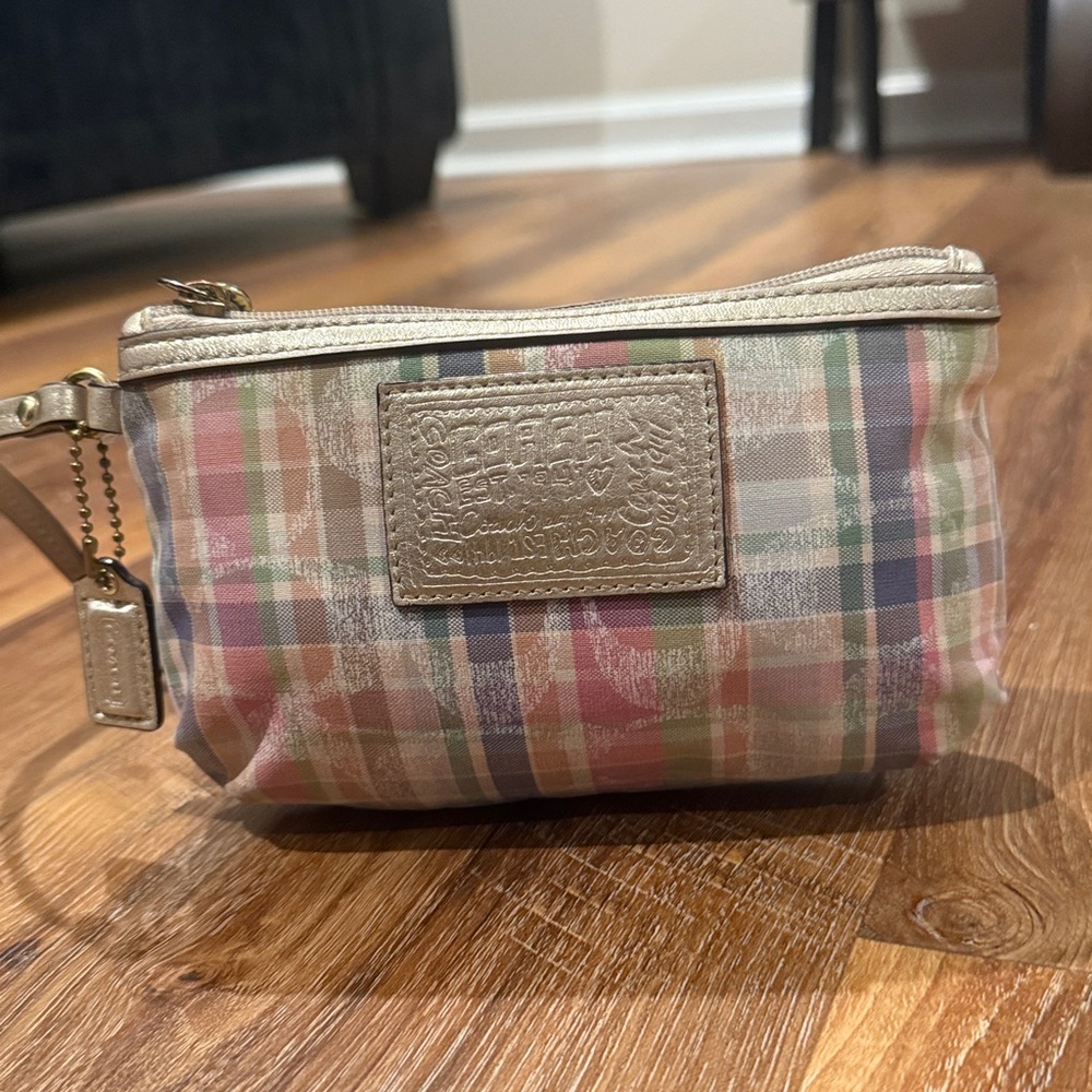 Coach Multi-Color Plaid Wristlet (w/Hang Tag)(EUC)